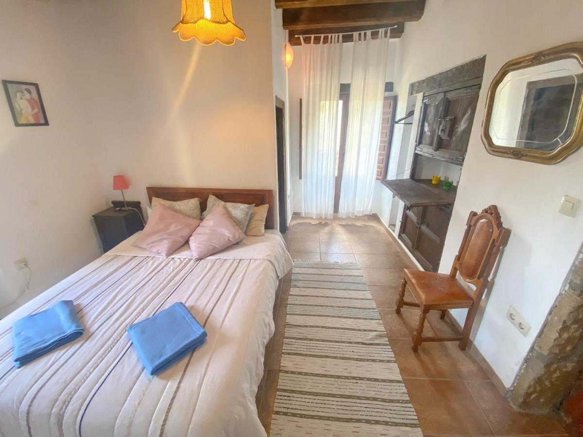 Casa Rural Sant Petrus de Madrona Pinell de Solsones Extérieur photo